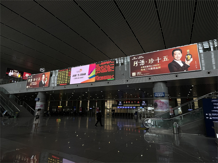 在投放鹤壁高铁站广告可能获得更多的盈利项目